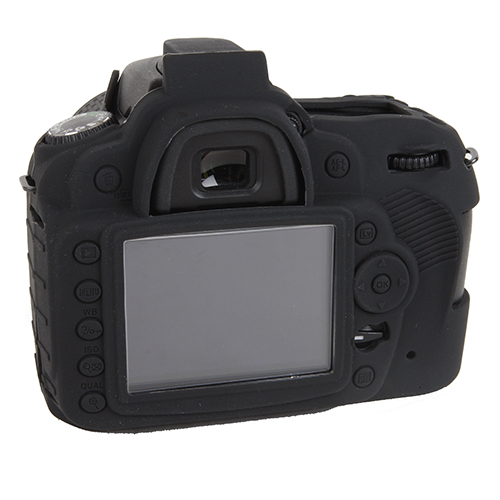 D90用シリコンカバーSNUG-iT PRO 背面