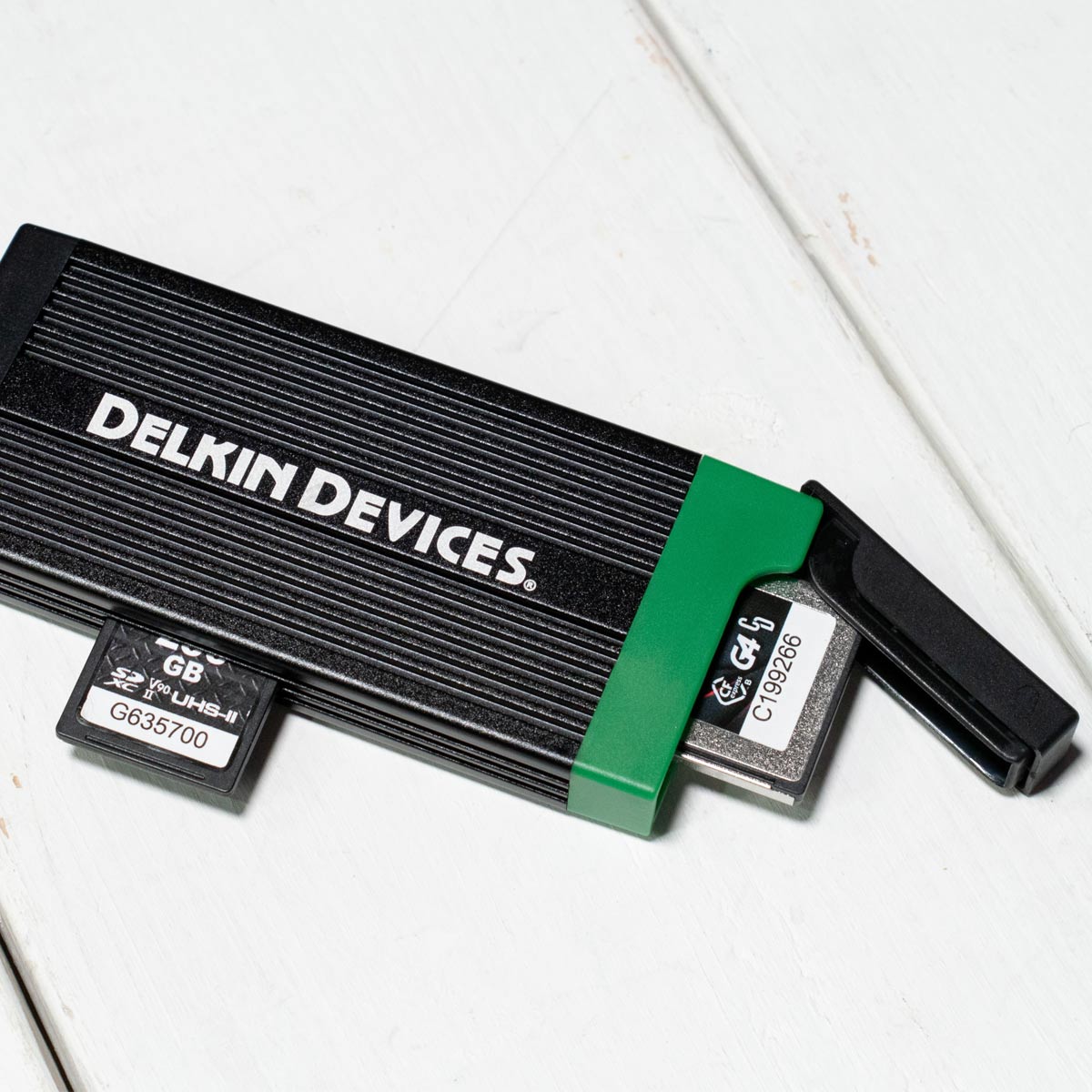 USB メモリーカードリーダ　DDREADER-56